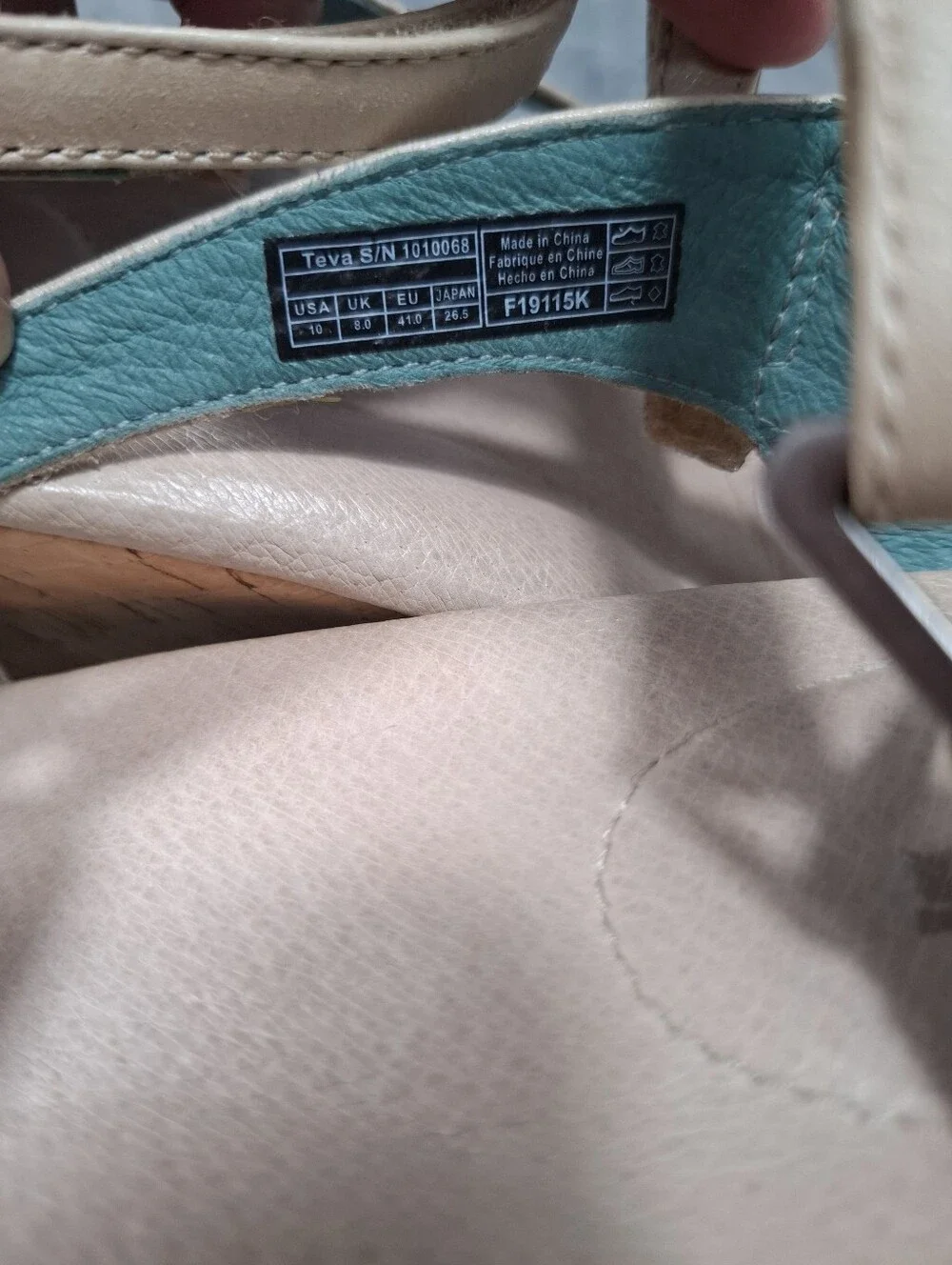 Teva Capri Wedge Women's Neutral Tan T-Strap Leather Sandals Sz 10